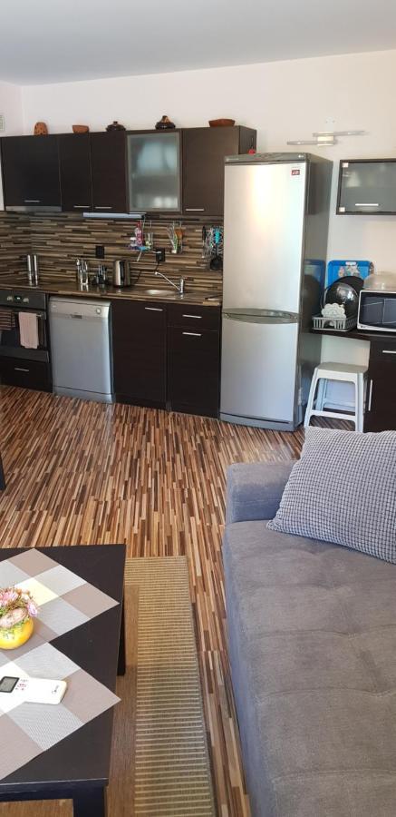 Apartment With Green Terrace Бургас Экстерьер фото