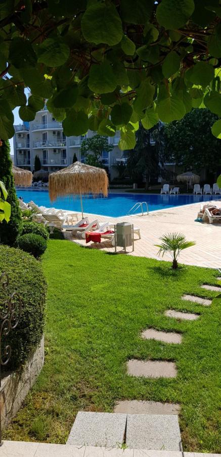 Apartment With Green Terrace Бургас Экстерьер фото